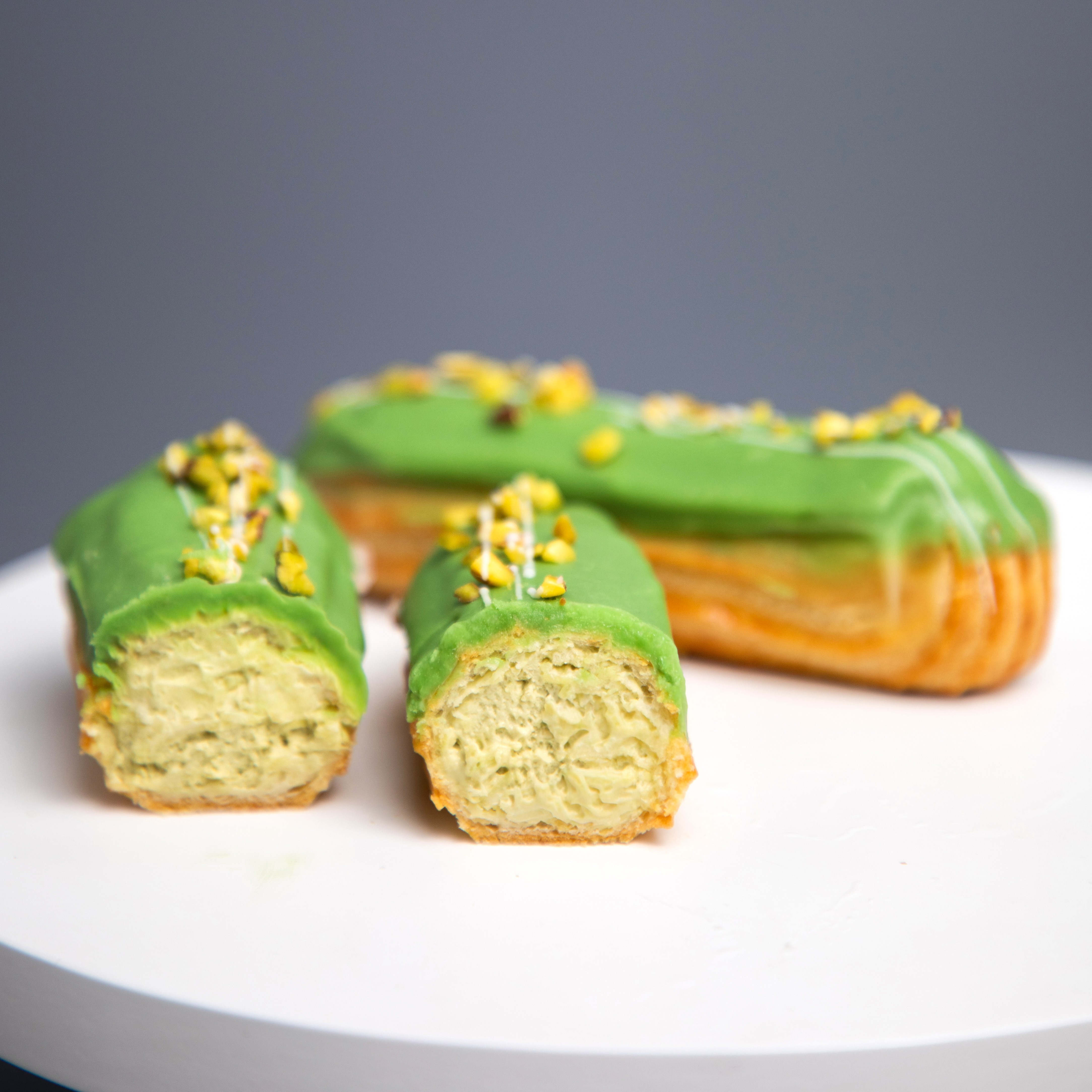 Набор эклеров на 23 февраля. 5 штук