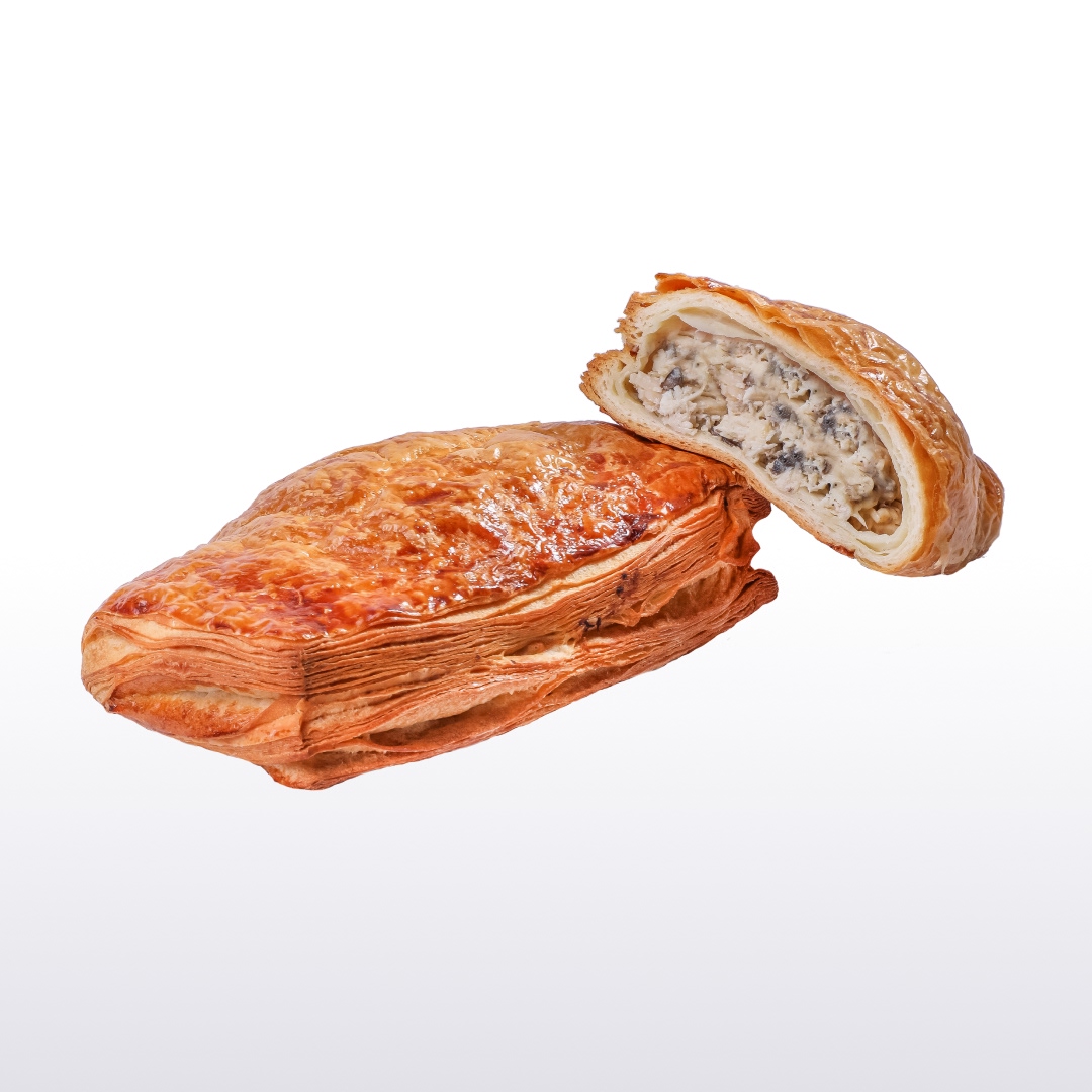 Слойка с курицей и грибами