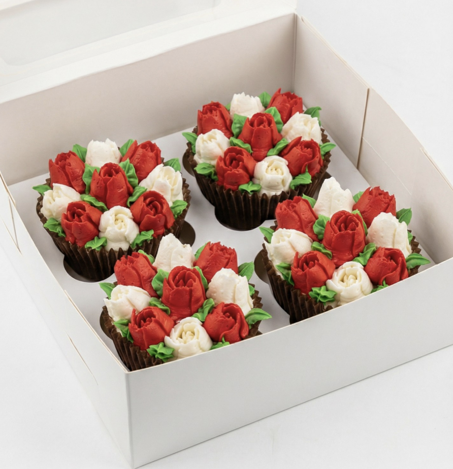 Набор капкейков с цветами (4 шт)