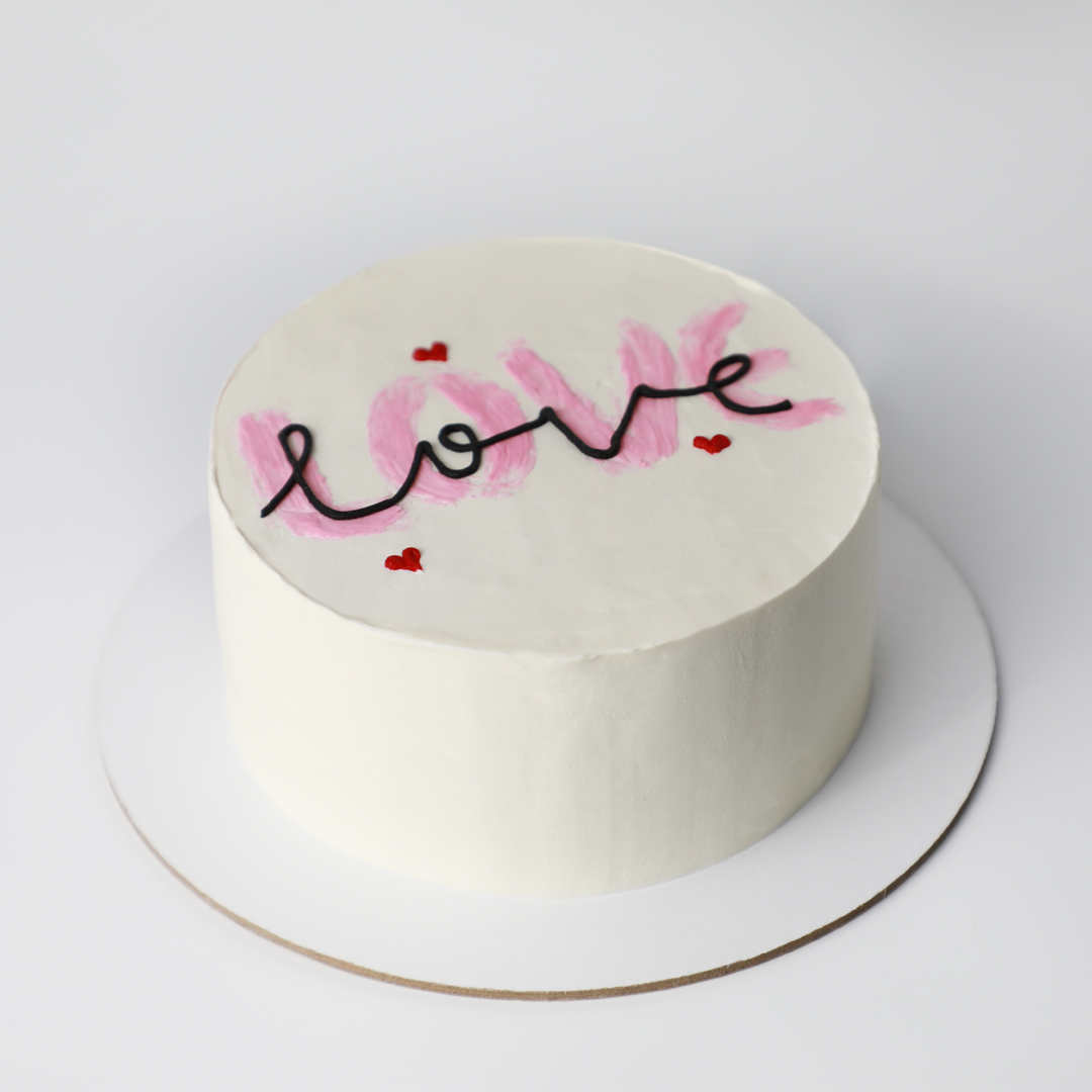 Белый бенто-торт LOVE