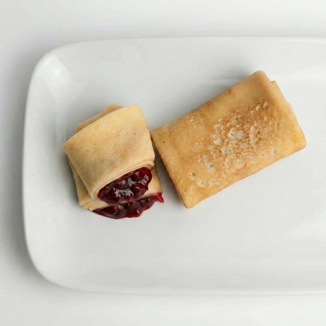 Блины с вишней